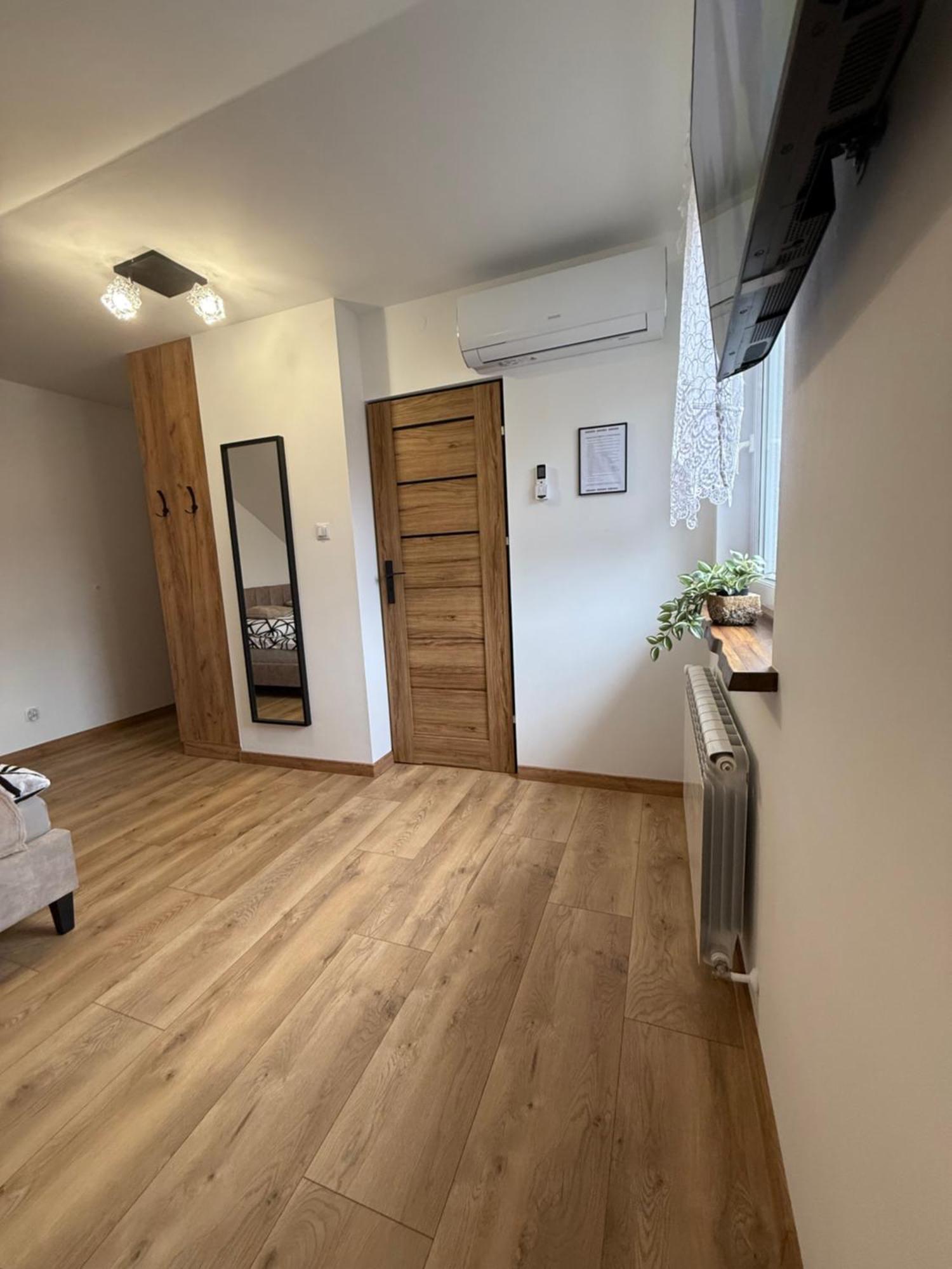 Apartament Z Tarasem I Pokoje Klimatyzowane -Drozdowka Solina Solina  Exterior foto